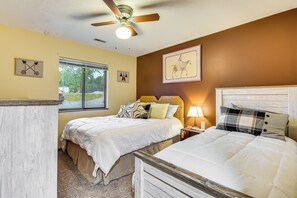 Interior - Family Condo By Mark Twain Lake & Jellystone Park (Monroe City)