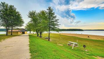 Căn hộ (2 Bedrooms) | Mặt tiền nơi lưu trú