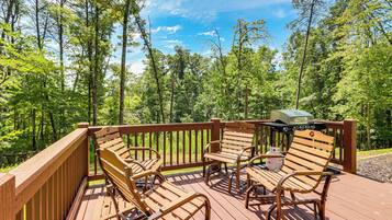 House (3 Bedrooms) | Front of property