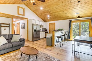 House (3 Bedrooms) | Interior - Mccaysville Cabin: Fire Pit, BBQ + More! (McCaysville)