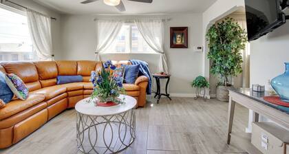 Downtown El Paso Home ~ 1 Mi to Medical Center St