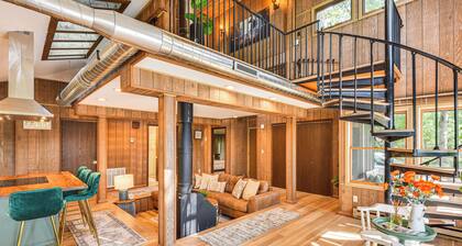 Three Rivers Cottage w/ Private Dock & Fire Pit!