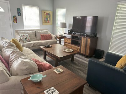 Luna Bungalow - Downtown Pensacola