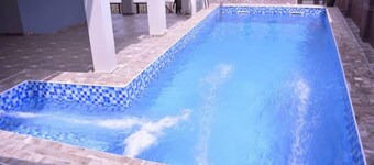 Camas Hotel and Suites
