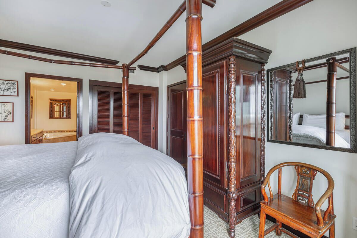 2 bedrooms, iron/ironing board, travel crib, WiFi