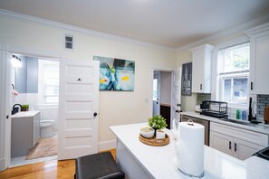 Fridge, cookware/dishes/utensils