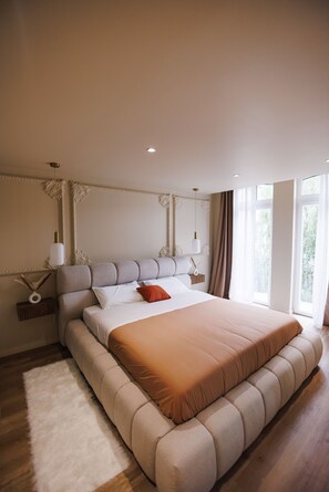 1 slaapkamer, een strijkplank/strijkijzer, internet, beddengoed