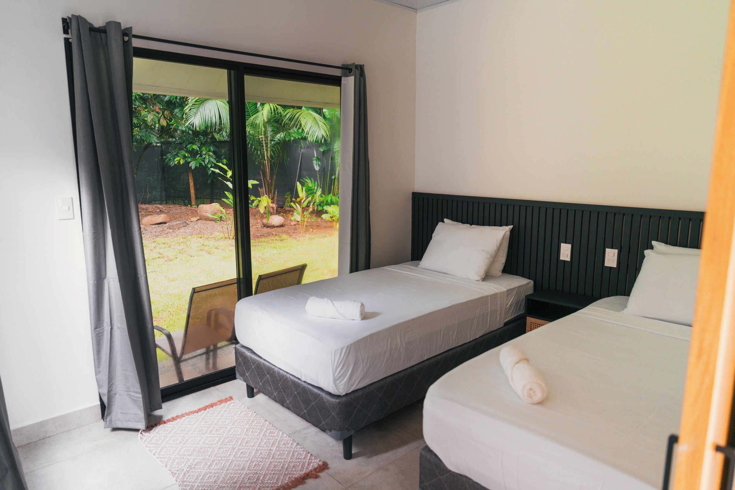 2 chambres, lit parapluie, Wi-Fi, draps fournis