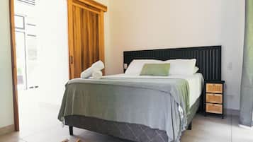 2 Schlafzimmer, Reisekinderbett, WLAN, Bettwäsche
