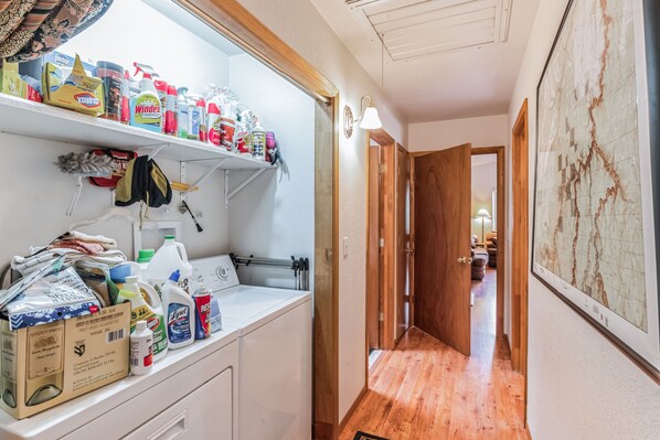 캐빈, 침실 3개 | 내부