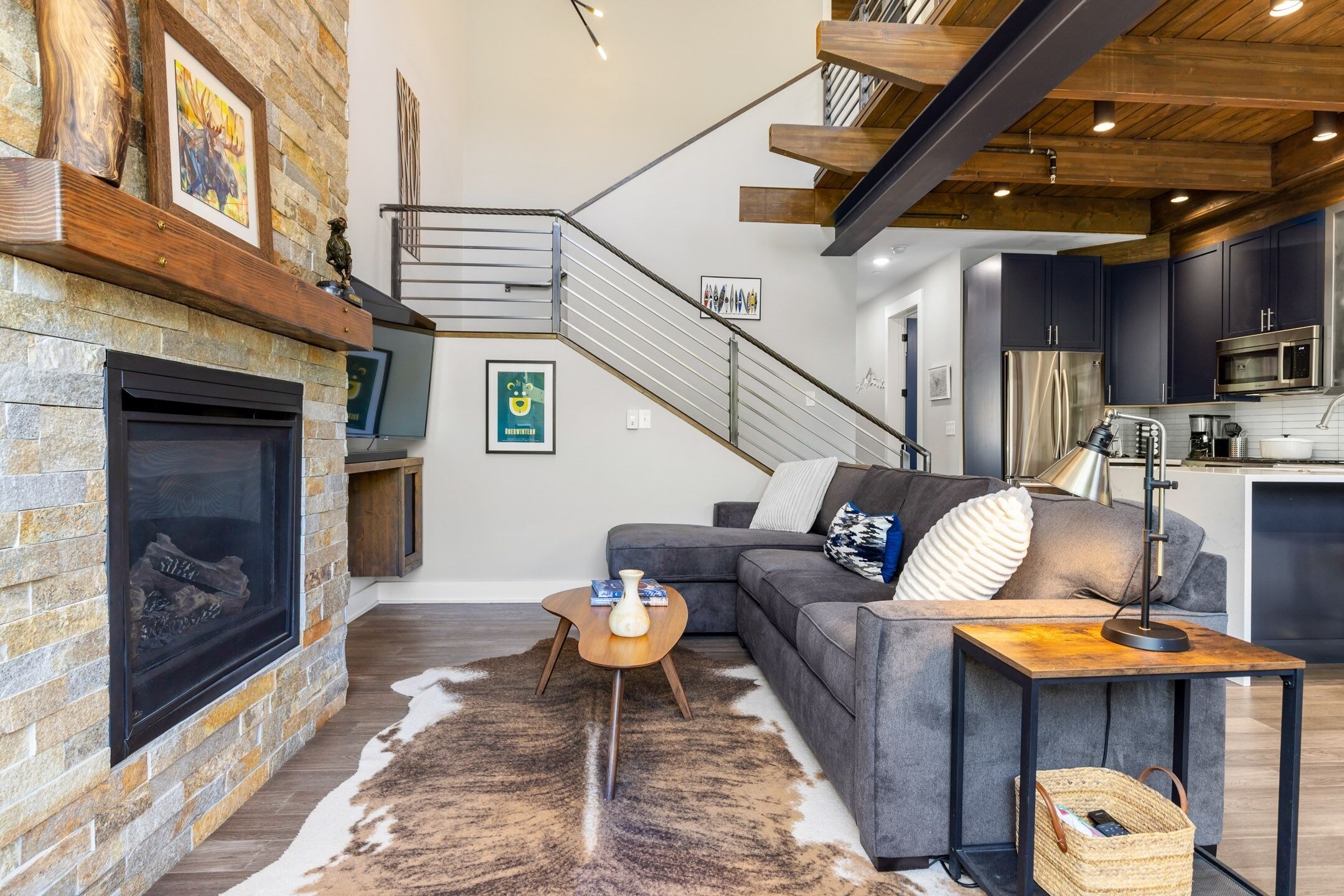 Condo, 2 Bedrooms | Living area