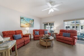 Casa de ciudad, 3 habitaciones | Área de sala de estar