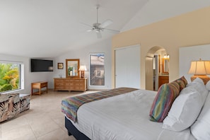 Condo, 2 Bedrooms