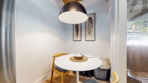 Appart'hôtel, 2 chambres | Restauration