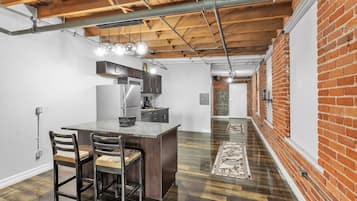 Apartment, 1 Bedroom | Private kitchen | Fridge, oven, coffee/tea maker
