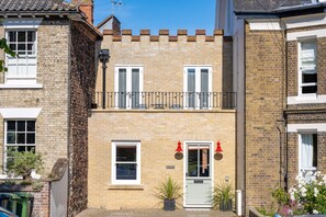 Exterior - Castle House (4), Wells-next-the-Sea, Norfolk (Wells-next-the-Sea)