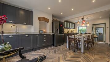 Microwave, dishwasher, coffee/tea maker, highchair