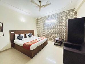 Soundproofing, free WiFi - HOTEL SMART STAY (New Delhi)