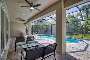 A heated pool - Open Concept home with Heated Pool in peaceful North Port
3 Bdrm, 4 Bath + Den (North Port)
