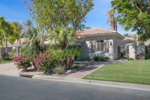 Exterior - INCREDIBLE VIEWS PGA West Luxury Desert Home I (La Quinta)