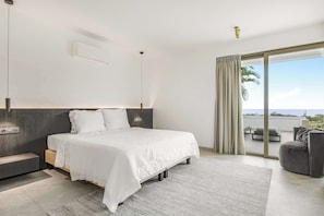 2 bedrooms, iron/ironing board, WiFi, bed sheets - "AquaVista" | Luxury Living | The Cape at Blue Bay (Rif Sint Marie)