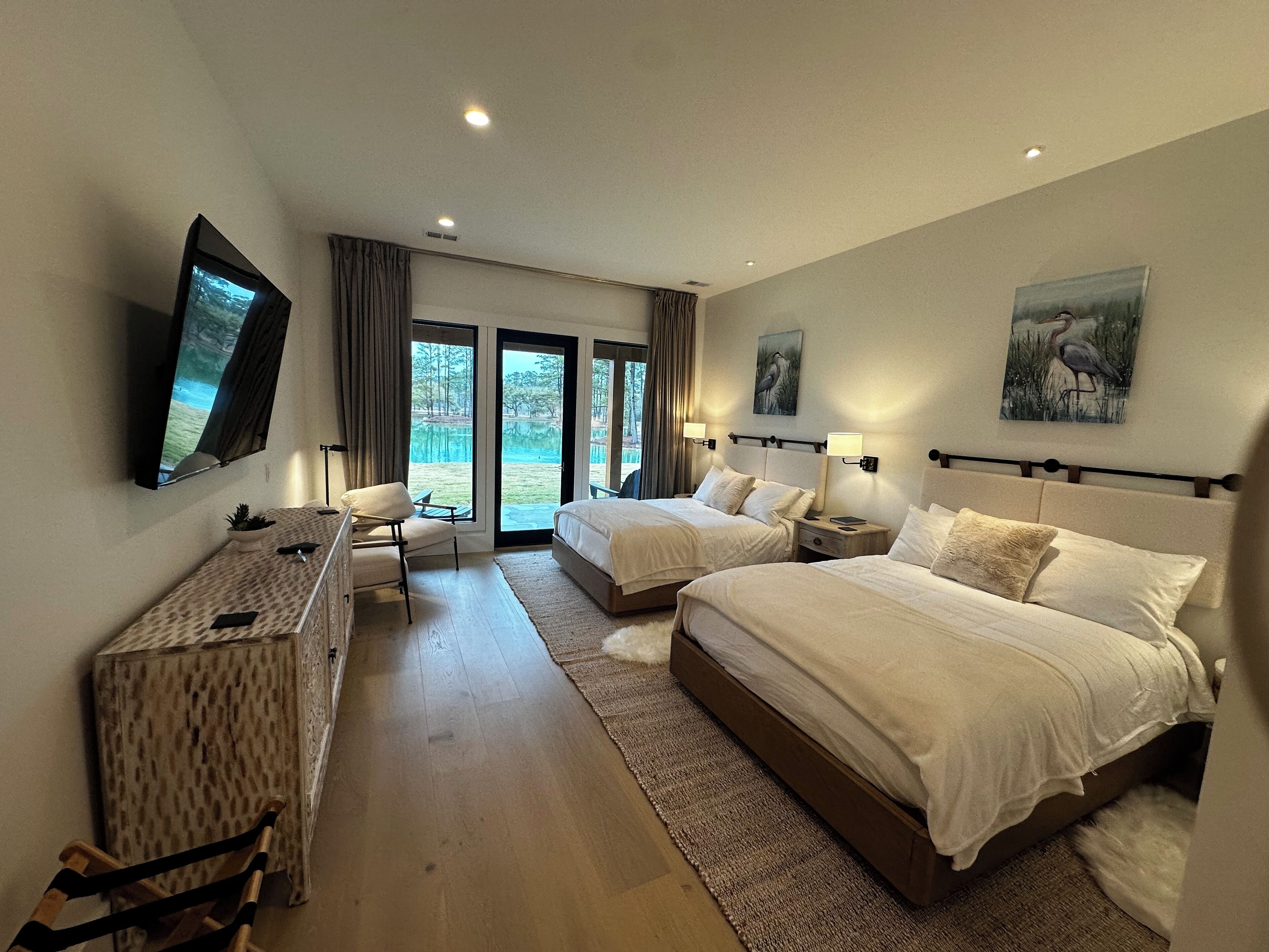 1 chambre, fer et planche à repasser, Wi-Fi gratuit, draps fournis