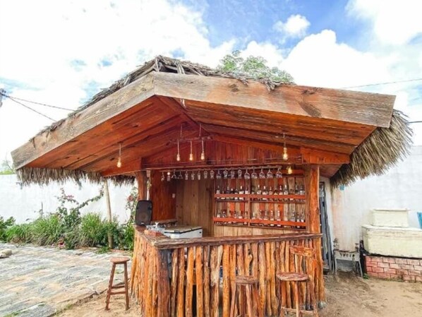 Poolside bar - Pousada La Grécia (Camocim)