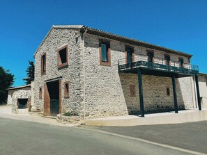 Exterior - Gîte Berlou - Modern & Authentic (Berlou)
