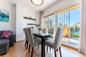 Dining - Charming apartment near centre of La Cala (La Cala de Mijas)