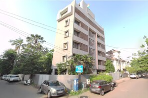 Front of property - Hotel Nandani (Ahmedabad)