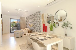 Dining room - Bocobay Wariruri Condos (Noord)