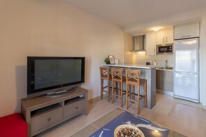 Fridge, microwave, oven, stovetop - Incredible Views at Apartment Lambda 2 (Almuñécar)