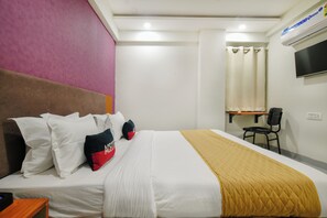 Quarto luxo | Escrivaninha, espaço de trabalho para notebook, quartos à prova de som