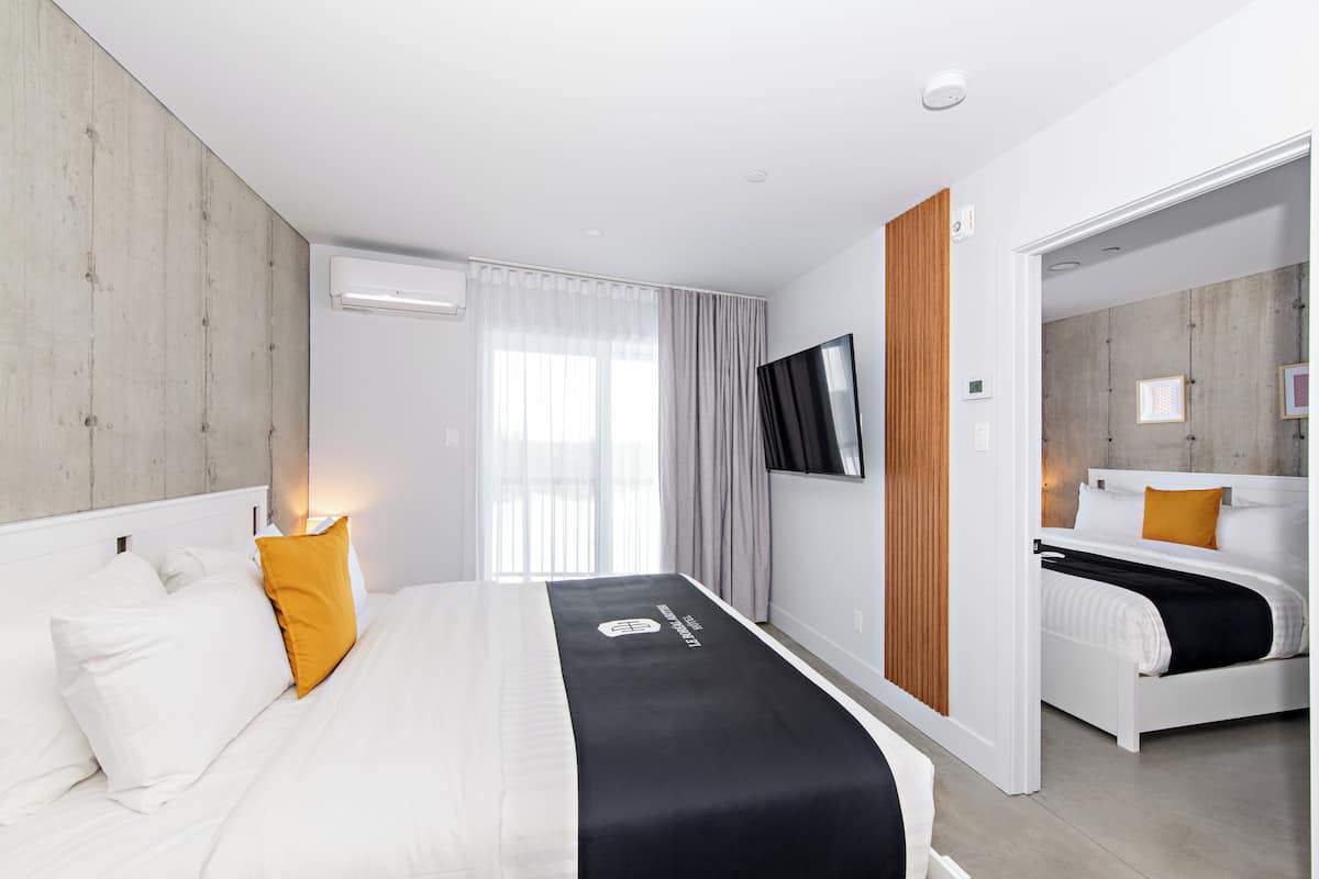 Junior Suite, 1 Bedroom | 1 bedroom, premium bedding, blackout drapes, soundproofing