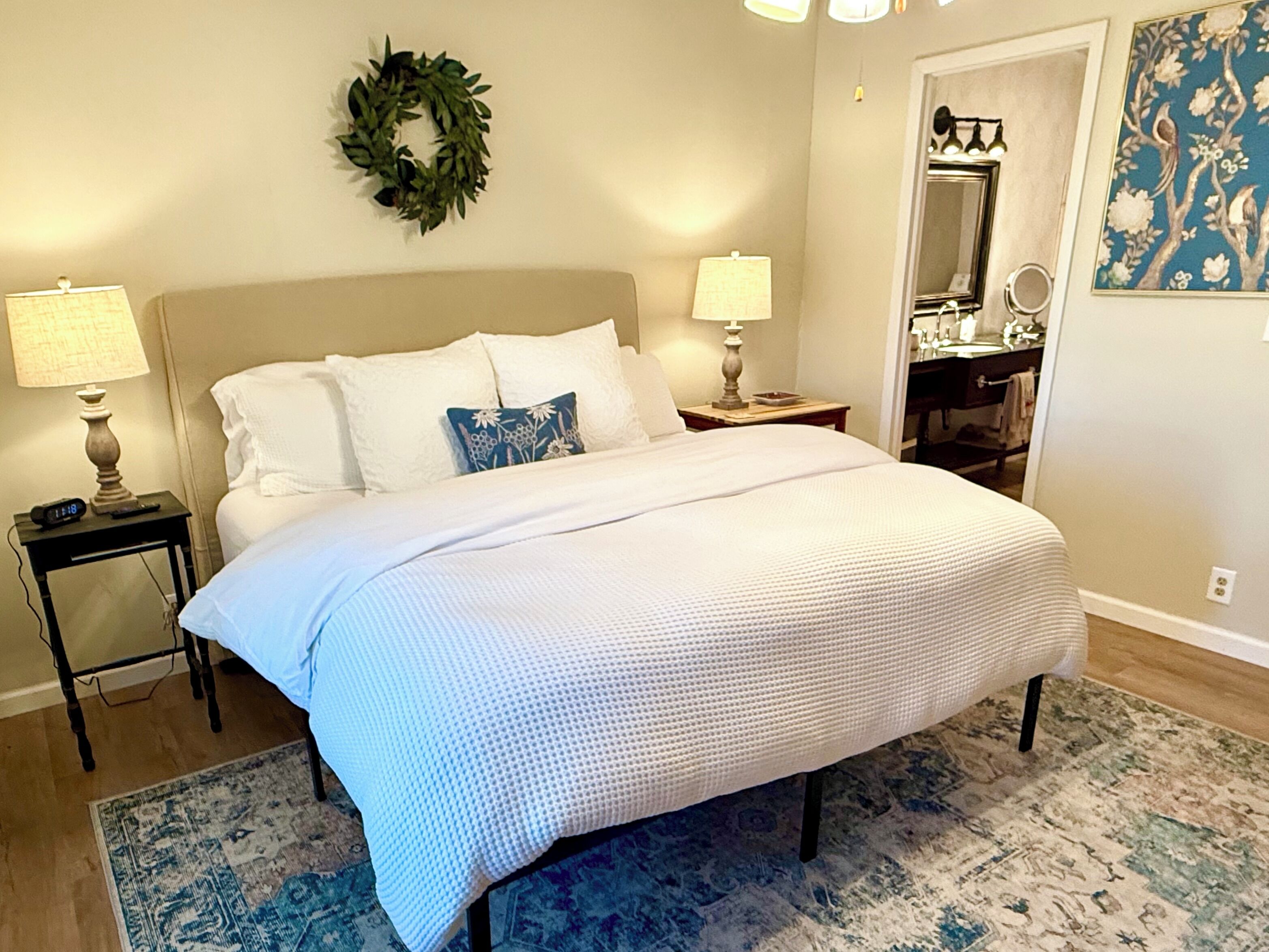 3 dormitorios, tabla de planchar con plancha, wifi gratis y ropa de cama