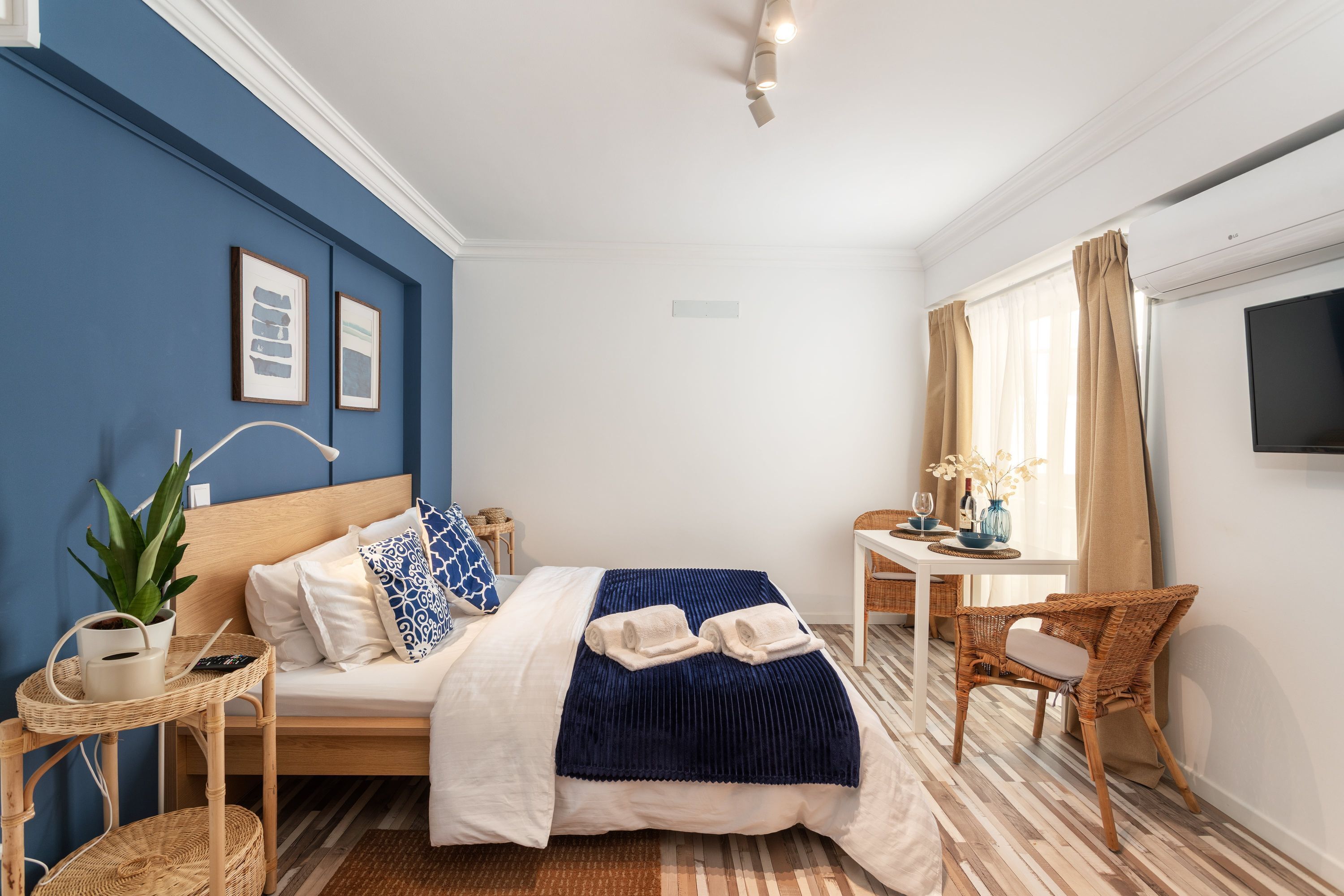 Studio | 1 bedroom, Internet