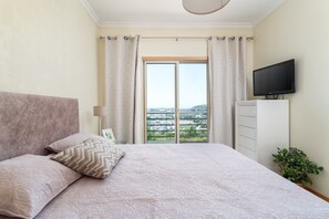 1 chambre, bureau, Internet