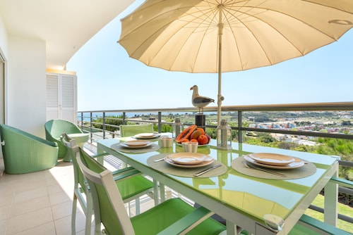 BnB Homes Apartment With Sea View Terrace 2 Pools