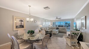 TV, books - Siesta Key Beach 2BR 2 BA Corner Condo XL Lanai and Ocean Views (Siesta Key)