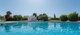 BnB Homes Luxurious Apartment With 2 Bedrooms