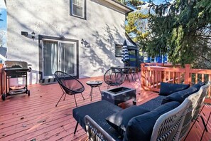 Outdoor dining - The Green Escape in Oakley 2 bed 1 bath (Cincinnati)