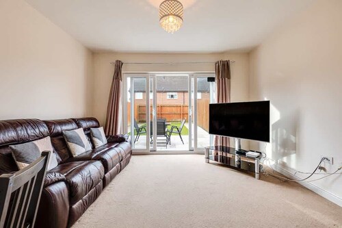 Cosy 2 Bedroom Home in Wigan
