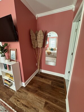 2 chambres, fer et planche à repasser, Wi-Fi, draps fournis