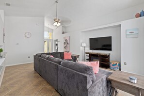 تلفزيون ذكي