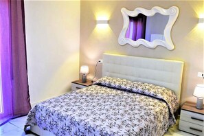 3 bedrooms - Holiday flat with balcony and air conditioning (San Michele al Tagliamento)