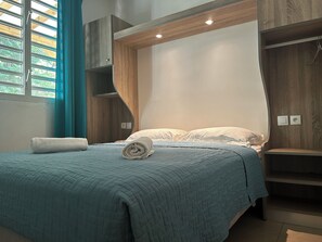 3 Schlafzimmer, Bügeleisen/Bügelbrett, Reisekinderbett, kostenloses WLAN