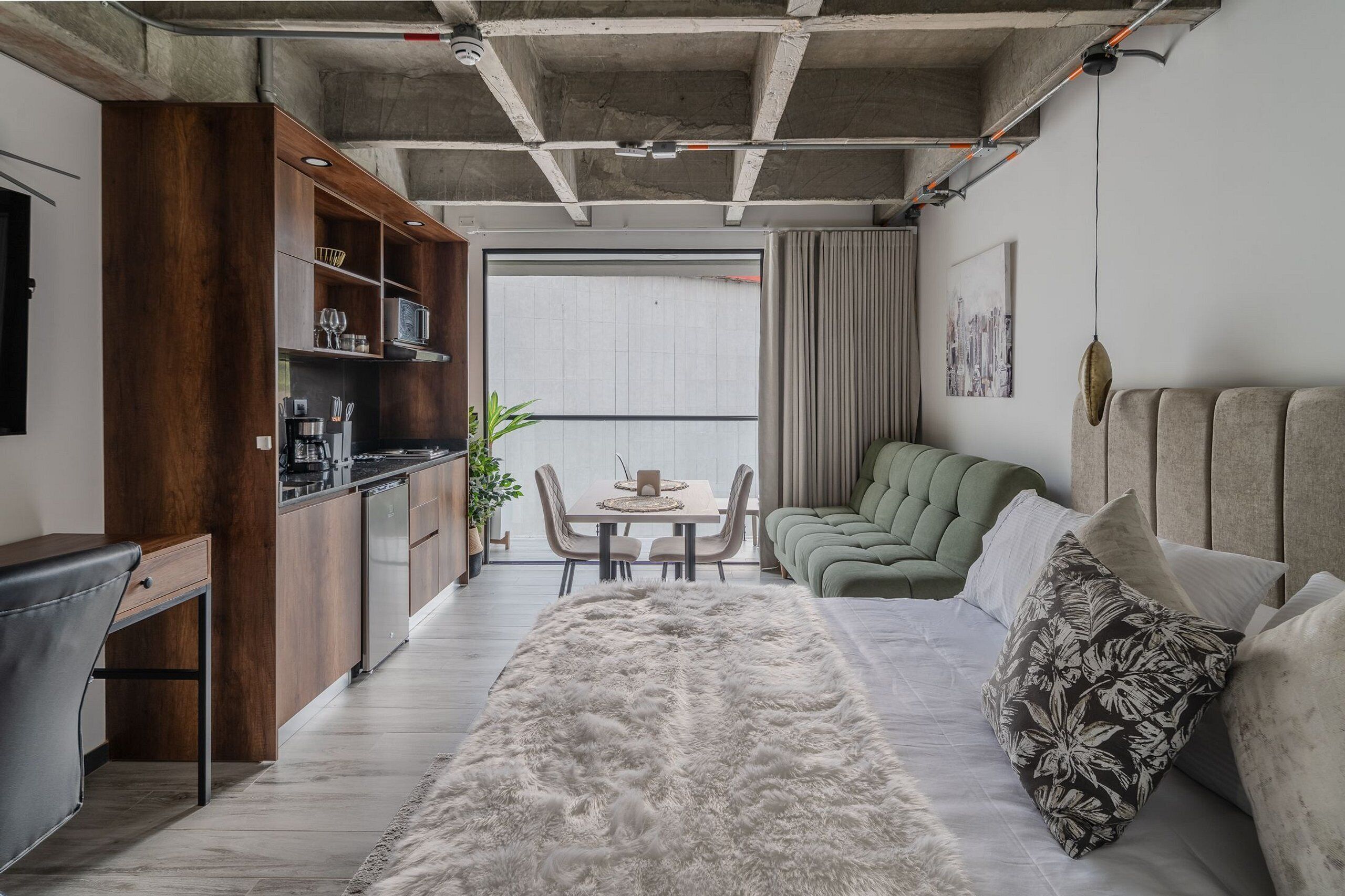 Superior Apartment | Premium bedding, individually decorated, individually furnished, desk