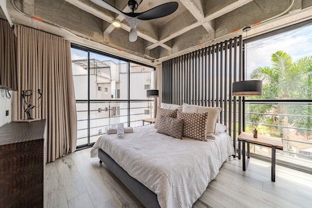 Ropa de cama de alta calidad y decoración personalizada . Epic Suites x Ahead