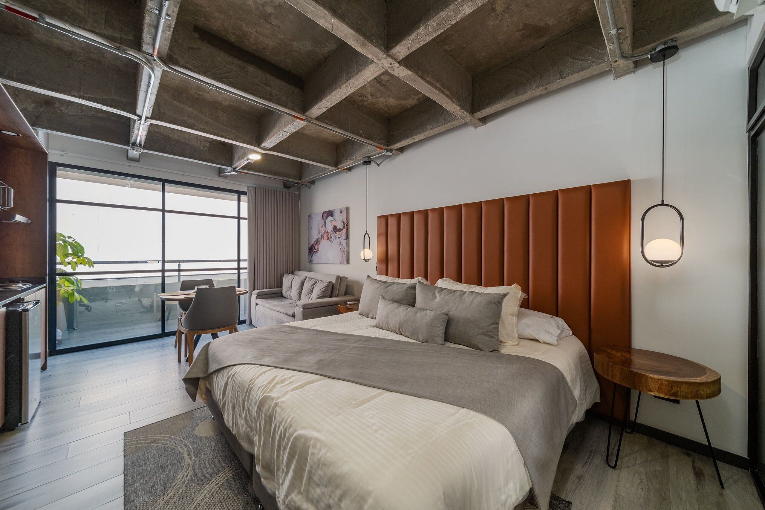 Departamento superior | Ropa de cama de alta calidad y escritorio 