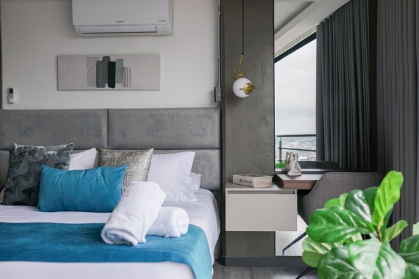 Classic Apartment | Premium bedding, individually decorated, individually furnished, desk